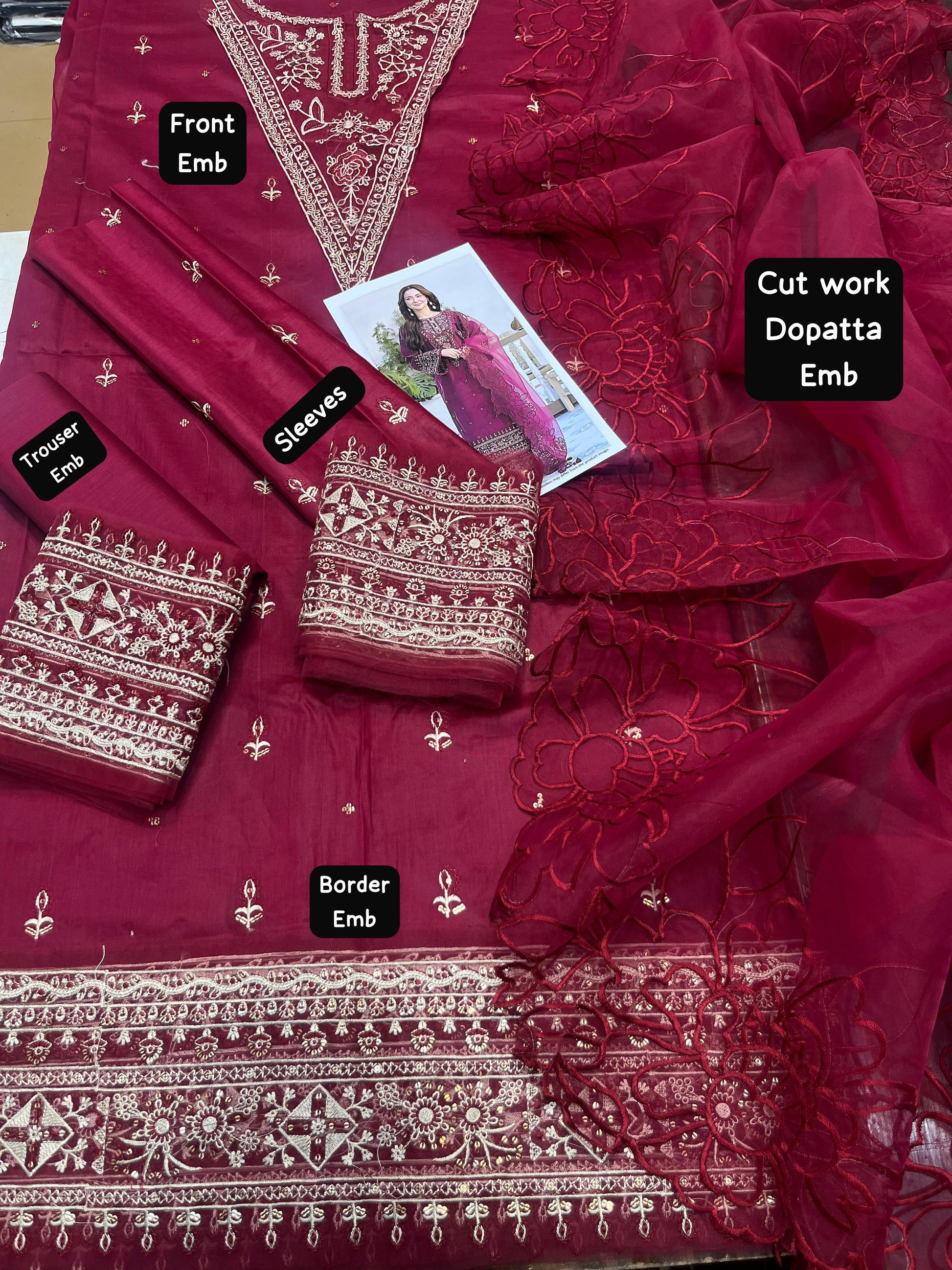 Qalamkar 2K25 Hit Code | Premium Embroidered Lawn with Organza Dupatta