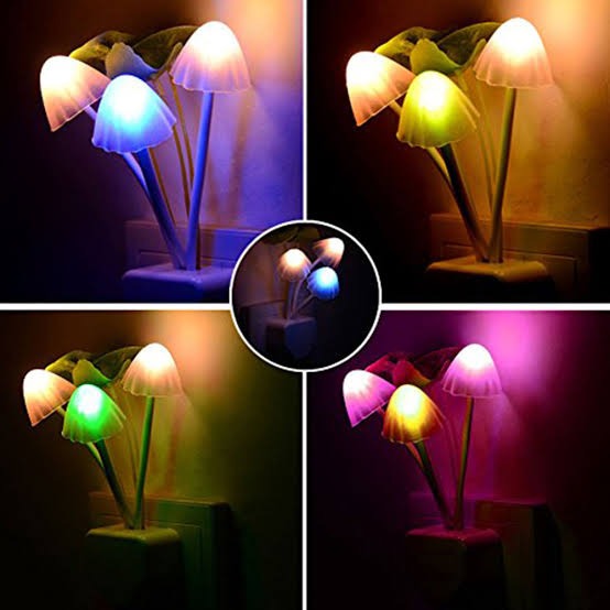 Mushroom LED Night Light – Color-Changing Flower Lamp for Bedroom, Nursery, or Gift – Soft Glow for Kids, Babies, Friends & Family (Random Colors)
