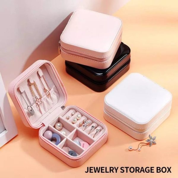 Luxury Travel Jewelry Organizer – Compact Leather Box for Accessories